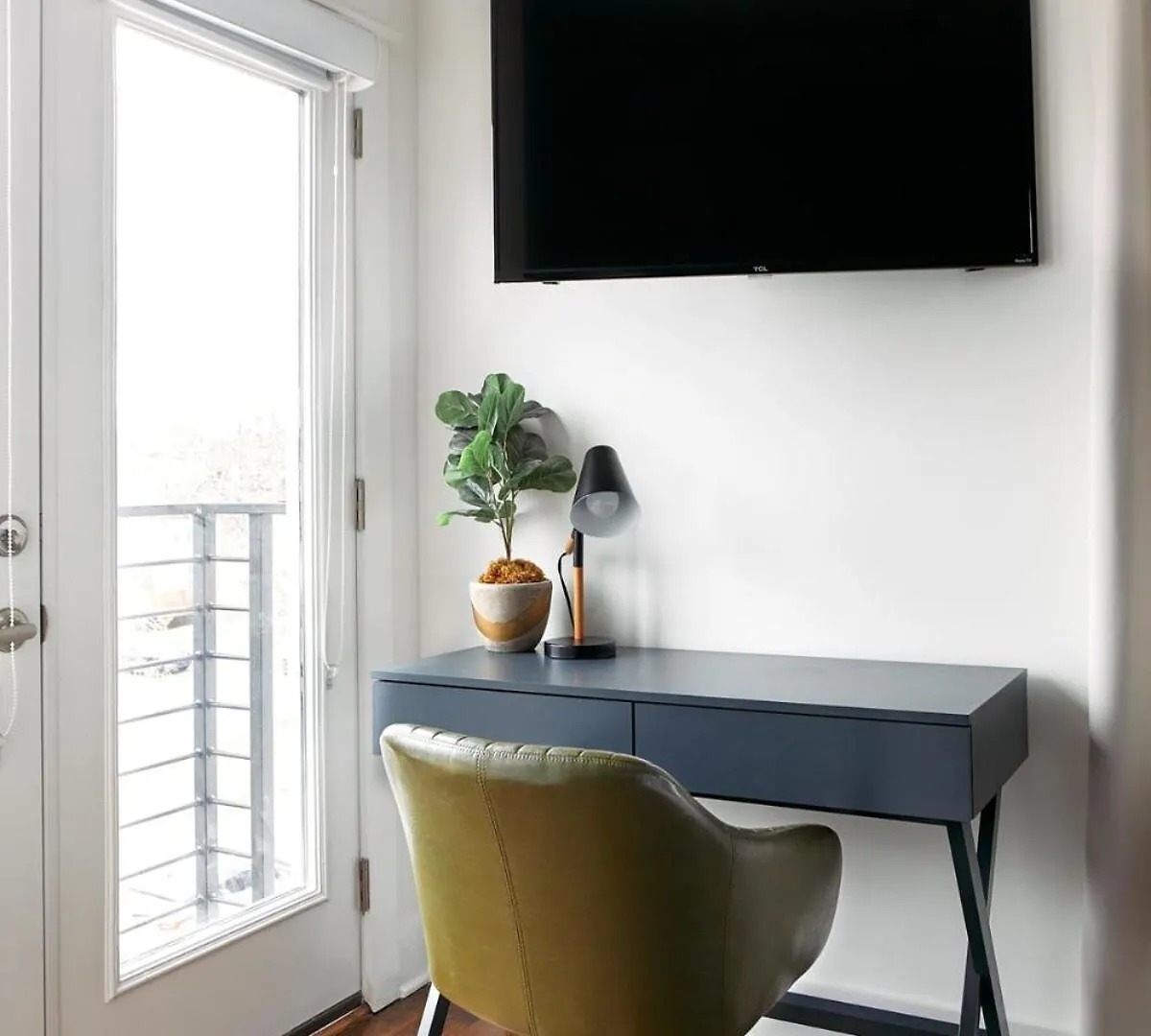 The Austen - Rooftop Retreat In Nashville Village United States